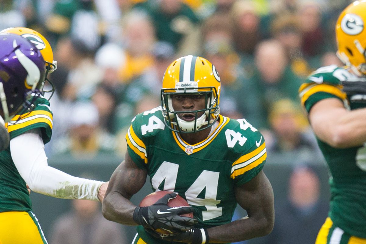 James Starks (44) makes a cut during a 2012 game against the Minnesota Vikings