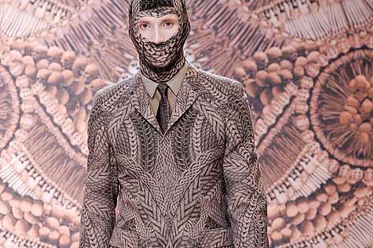 Just another day at the office for Alexander McQueen. Image via <a href="http://hypebeast.com/2010/01/alexander-mcqueen-2010-fall-collection/">HyperBeast</a>.