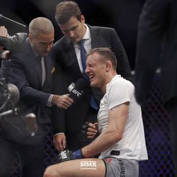 Injured Jack Hermansson sits down to talk about his win.