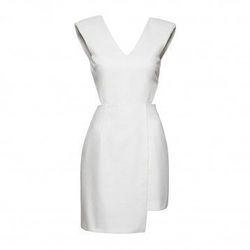 <a href="http://www.hmfashionstar.com/fashion-star-ep-4-white-dress-designed-by-sarah/detail.php?p=369322&v=hm">Fashion Star® Ep 4 White Dress Designed by Sarah</a>, at H&M for $39.95