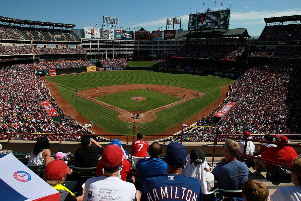 ARLINGTON, TX - SEPTEMBER 25:  The Seattle Mariners and the Texas Rangers at Rangers Ballpark in Arlington on September 25, 2011 in Arlington, Texas.  (Photo by Ronald Martinez/Getty Images)