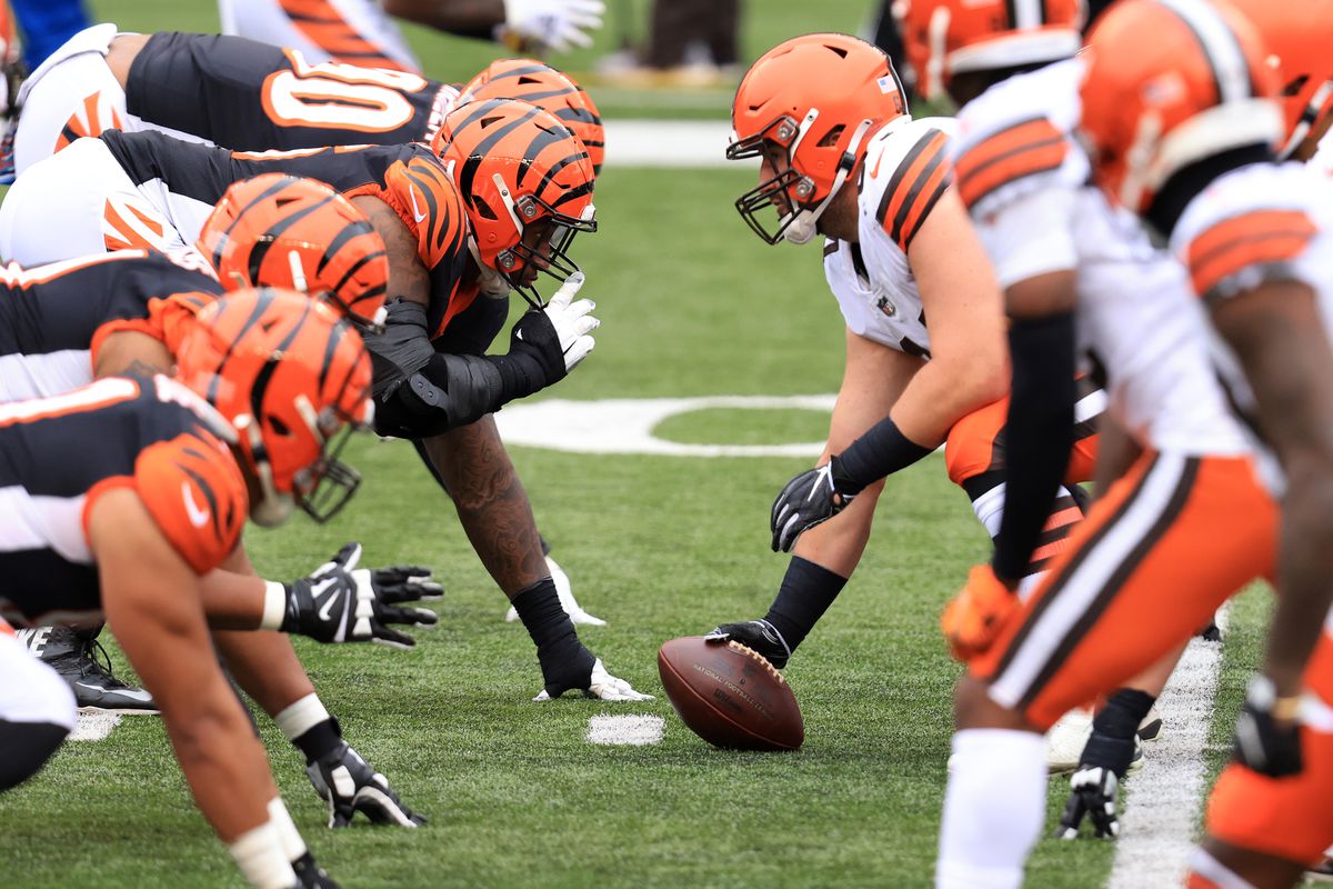 Monday Night Football odds, spread, line: Browns vs. Bengals predictions,  NFL picks by expert who's 11-4 