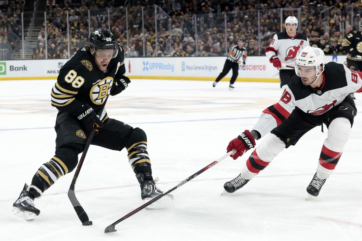 NHL: DEC 30 Devils at Bruins