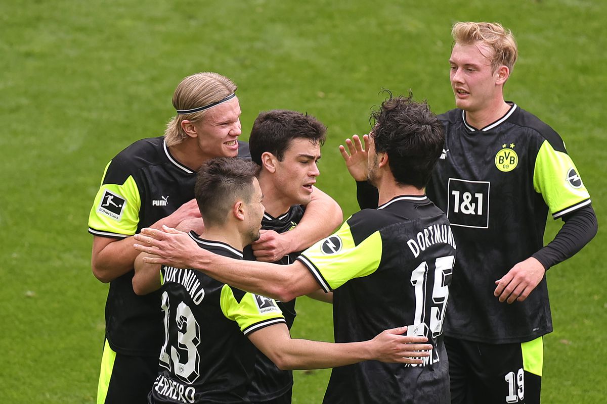 Borussia Dortmund v SV Werder Bremen - Bundesliga