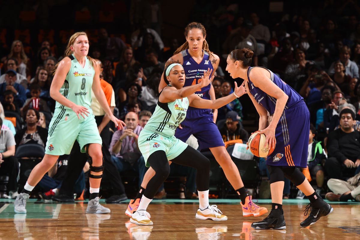 Diana Taurasi, Brittney Griner lead the Phoenix Mercury to win in the WNBA Playoffs