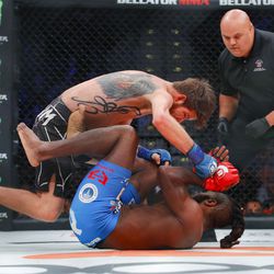 Corey Browning looks for the finish at Bellator 207.