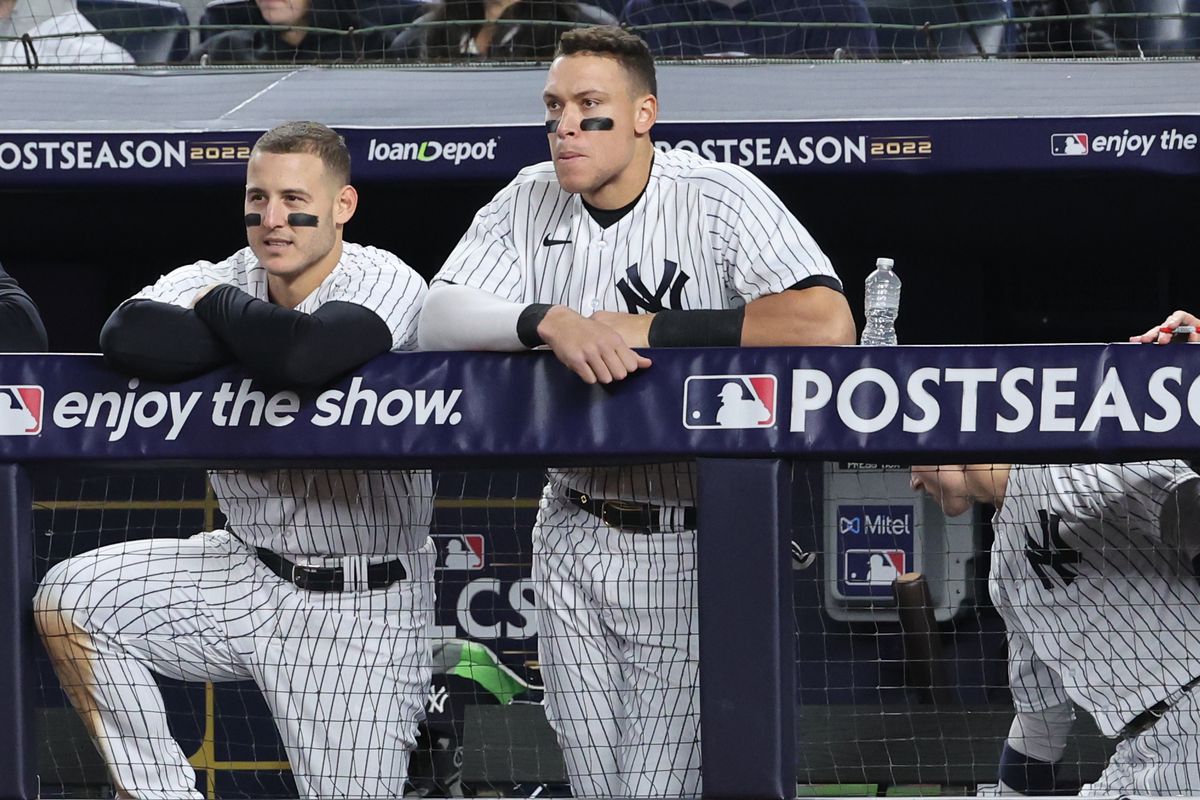 Anthony Rizzo and Aaron Judge of the New York Yankees during the 2022 ALCS