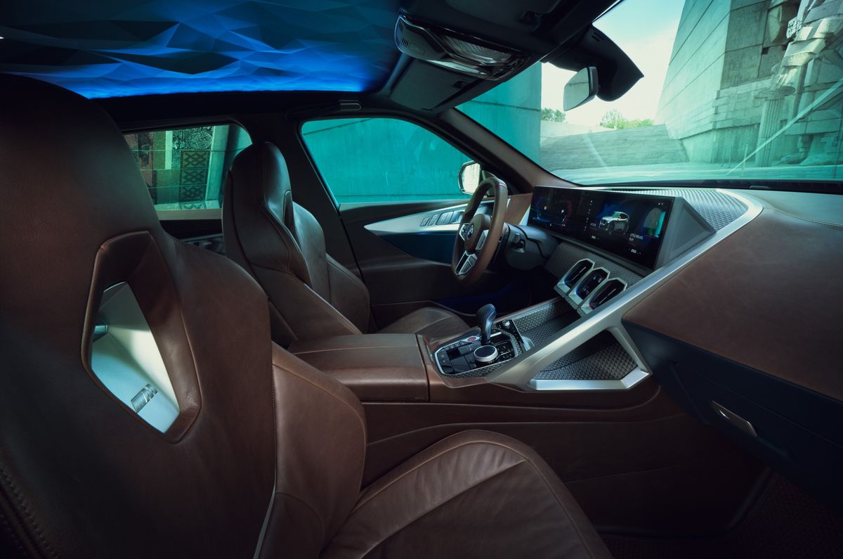 BMW presents its new XM hybrid concept vehicle