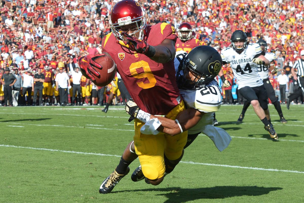 JuJu Smith dives for the end zone.