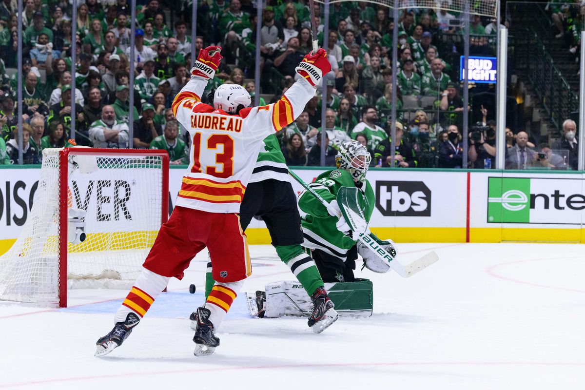 Stars vs. Flames prediction: Picks, odds for Game 5 in first round of 2022  NHL playoffs - DraftKings Nation