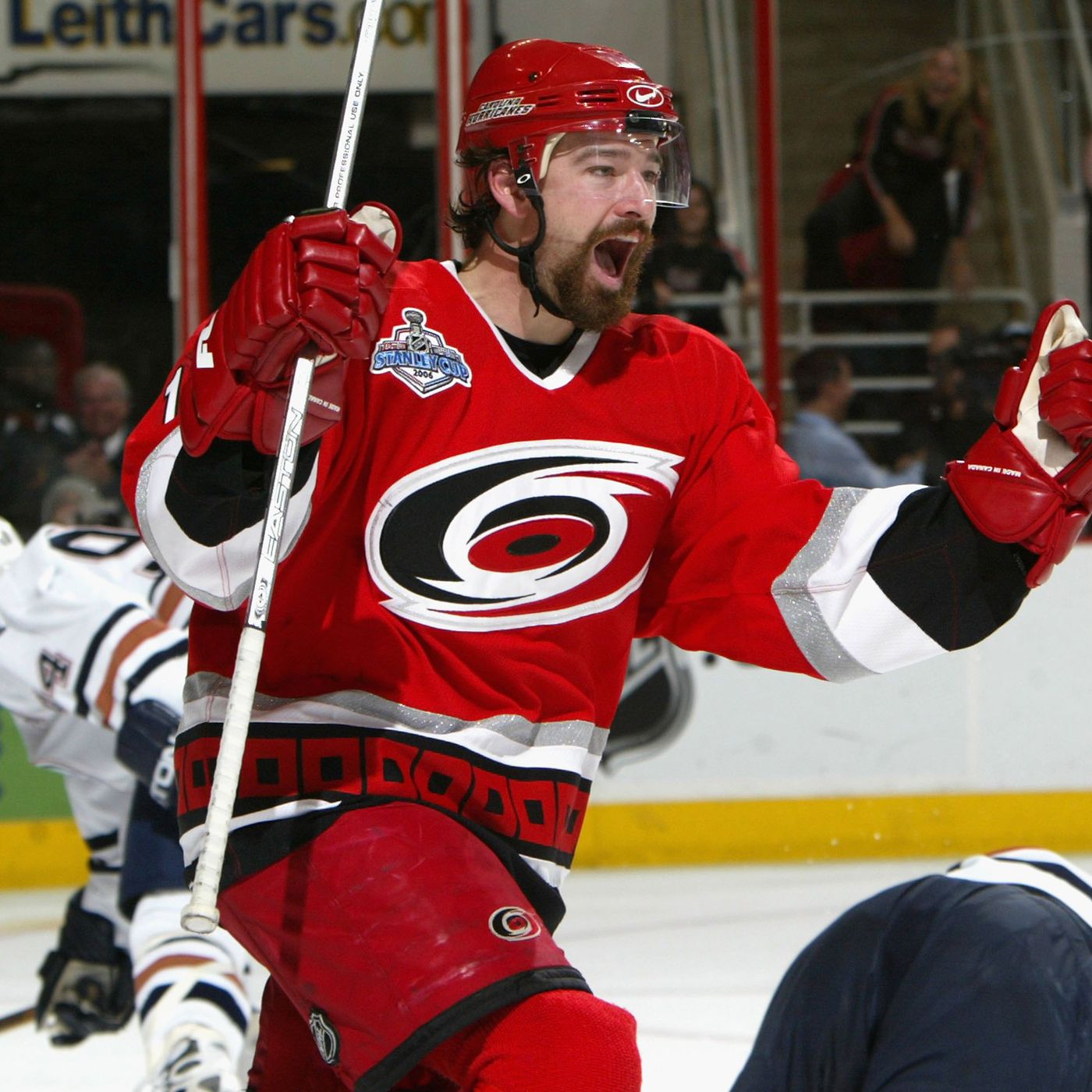 Justin Williams a leader in second tour with Hurricanes - Sports Illustrated
