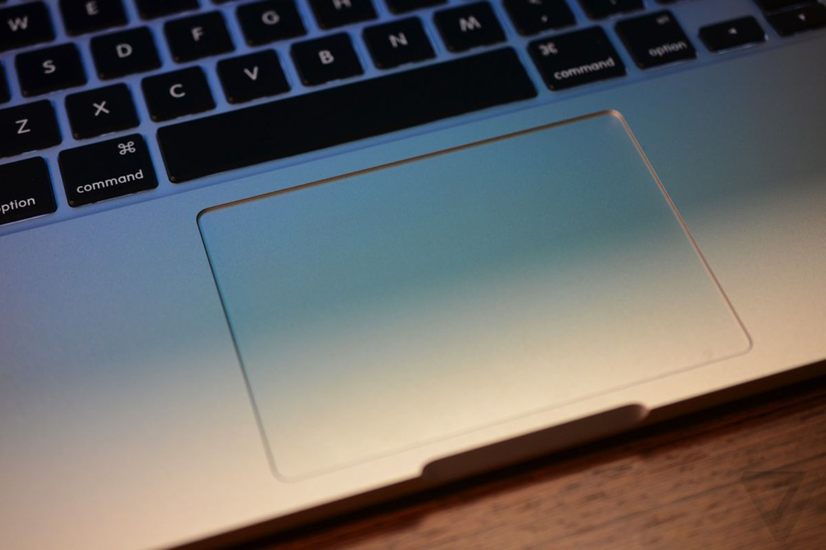13-inch MacBook Pro with Retina display 1024px
