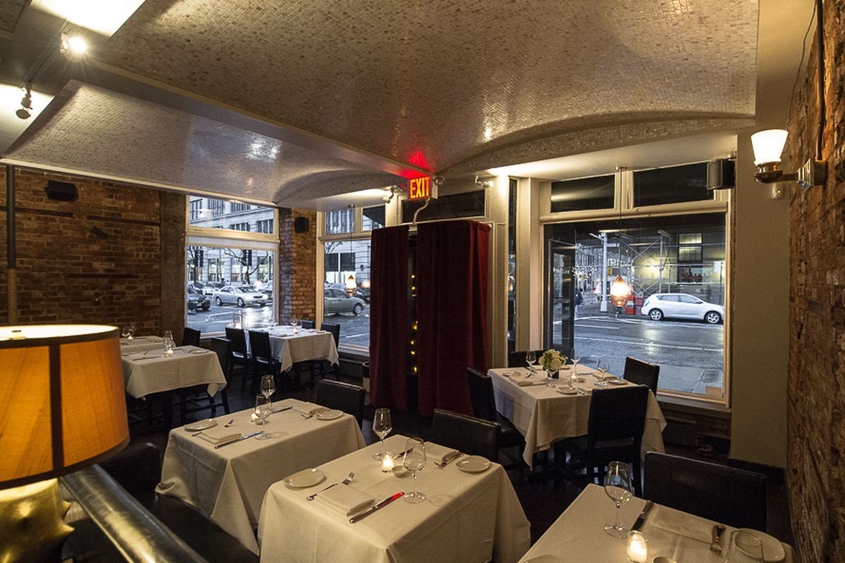 [The Clam on Hudson Street.  Great choice for dinner this evening.]