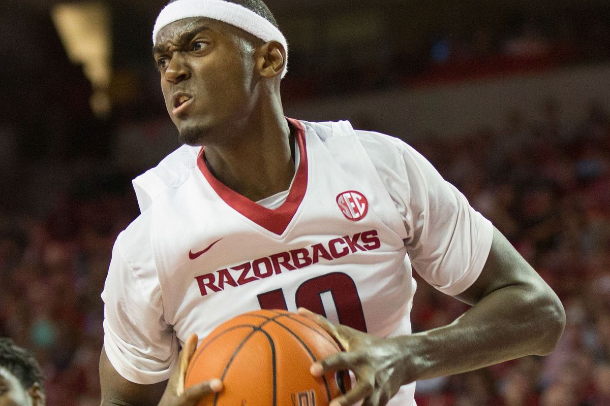 The Hogs will take their game face to Rupp on Saturday.