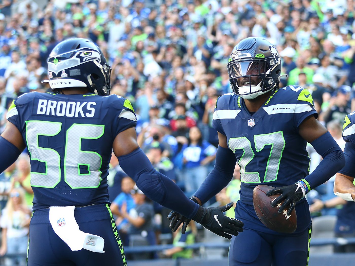 Seahawks found the fix for their defense against Cardinals but offense  could've been sharper