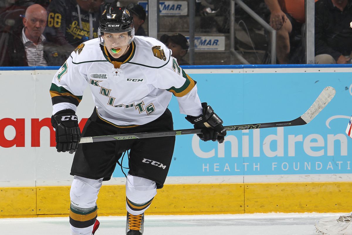 LONDON, ON - SEPTEMBER 25: Matthew Tkachuk #7 of the London Knights skates in an OHL game against the Hamilton Bulldogs at Budweiser Gardens on September 25, 2015 in London, Ontario, Canada. The Knights defeated the Bulldogs 5-3.
