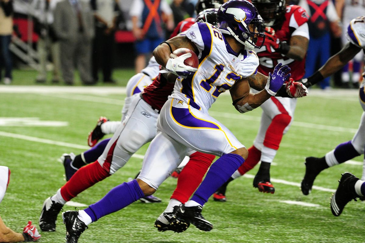 Find out whose caption for this picture of Percy Harvin won in DN's caption contest.
