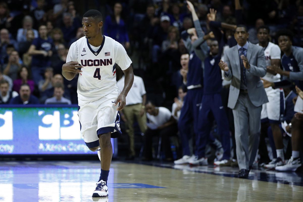 Sterling Gibbs finished with 26 points as UConn held off Memphis 81-78.