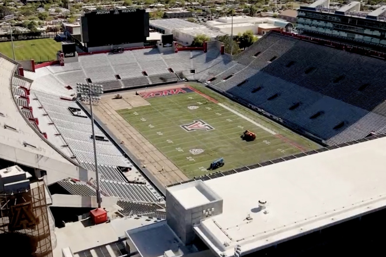 arizona-wildcats-football-stadium-artificial-turf-grass-synthetic-cost-pac12-college-tucson
