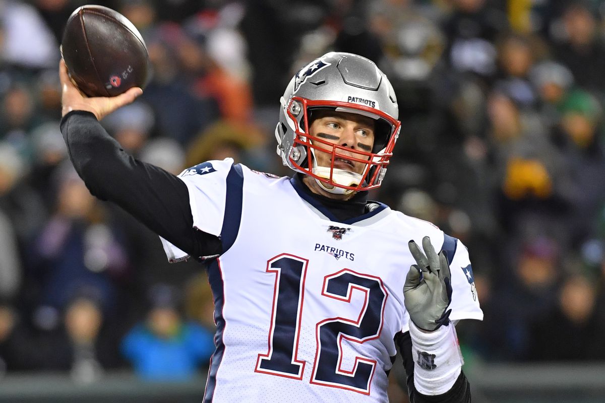 New England Patriots quarterback Tom Brady throws a pass during the fourth quarter against the Philadelphia Eagles at Lincoln Financial Field.
