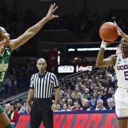 The USF Bulls take on the UConn Huskies in a women’s college basketball game at Gampel Pavilion in Storrs, CT on January 13, 2019.