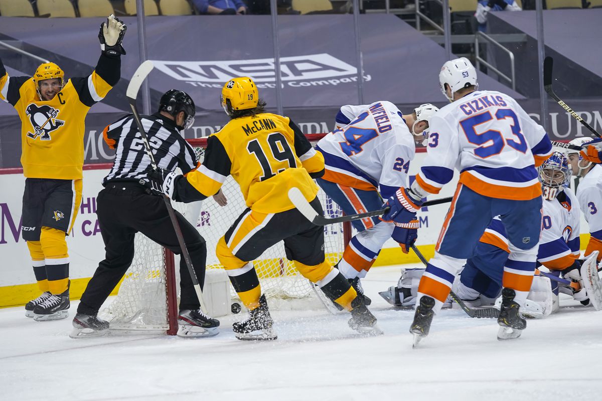 NHL: MAR 27 Islanders at Penguins