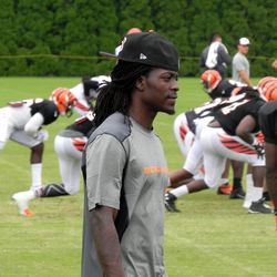 Dre Kirkpatrick in street clothes on Sunday