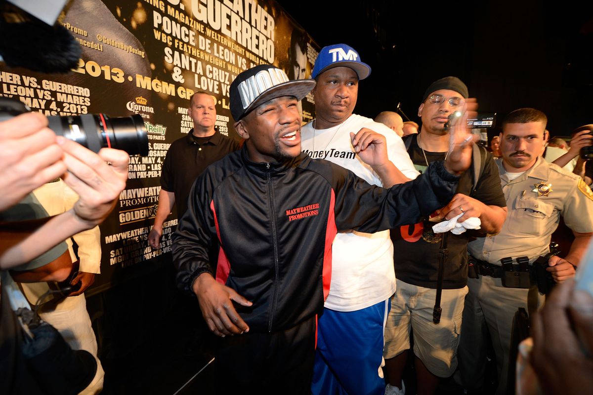 Floyd Mayweather will try to improve to 44-0 with a win over Robert Guerrero.