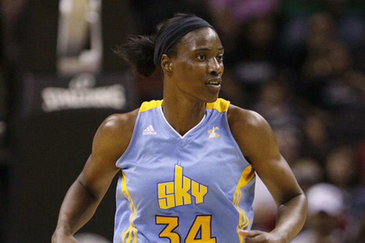 Sylvia Fowles averaged 20 points and 13 rebounds last week. 