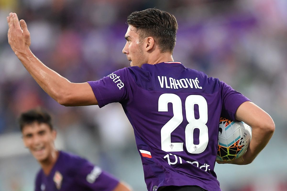 Dusan Vlahovic of Fiorentina celebrates after scoring the...