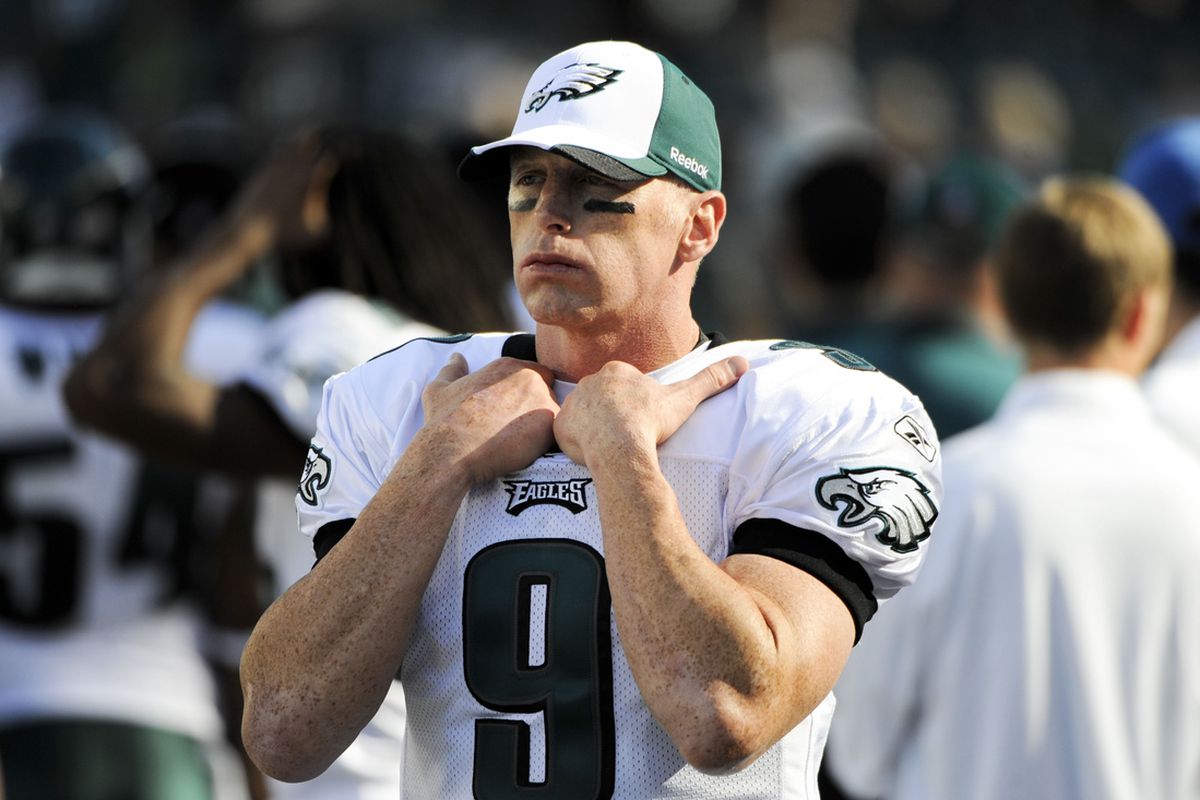  CAPTION: Sep 20, 2009; Philadelphia, PA, USA; Philadelphia Eagles quarterback Jeff Garcia (9) looks on from the sidelines during the fourth quarter against the New Orleans Saints at Lincoln Financial Field. The Saints defeated the Eagles 48-22. 