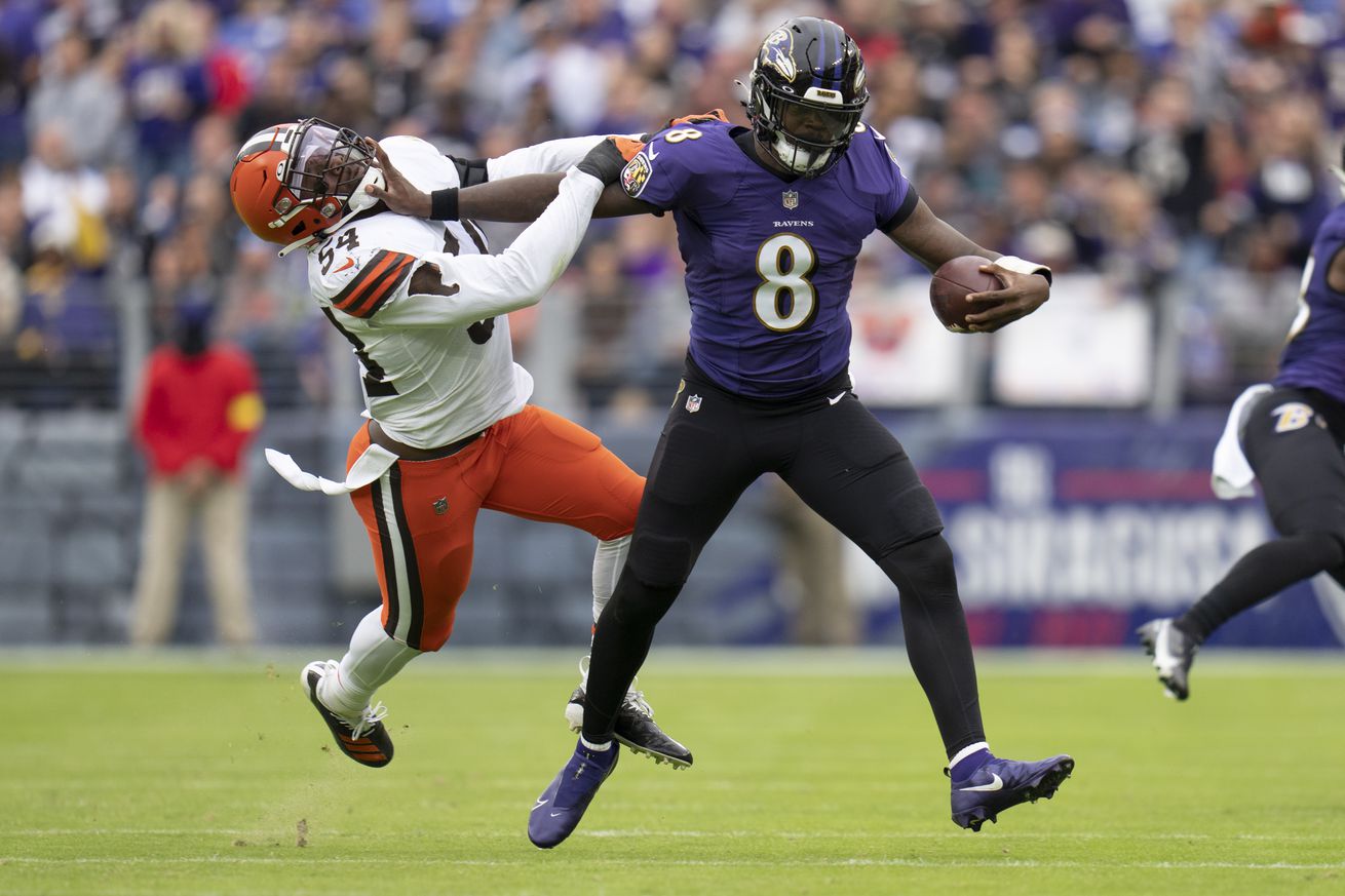 TNF Week 8 Best Bets: Picks, Predictions, Odds to Consider on DraftKings Sportsbook for Ravens vs. Buccaners