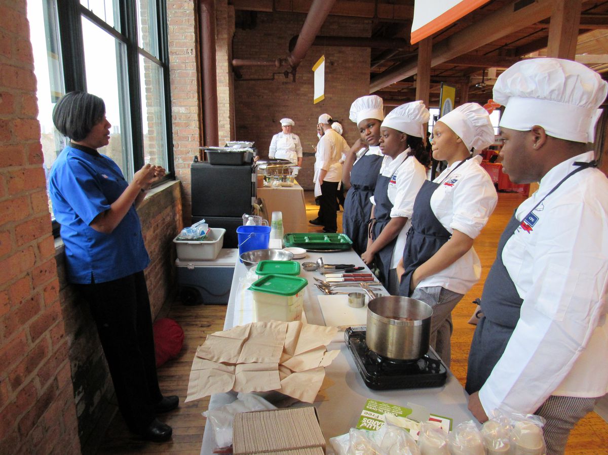 Chicago Cooking Up Change participants are enrolled Chicago Public Schools Career and Technical Education Culinary program. | Provided by Healthy Schools Campaign