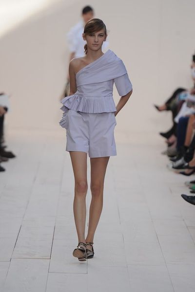 Ruffles and Silks Dominated the Chloé Spring 2013 Runway - Racked