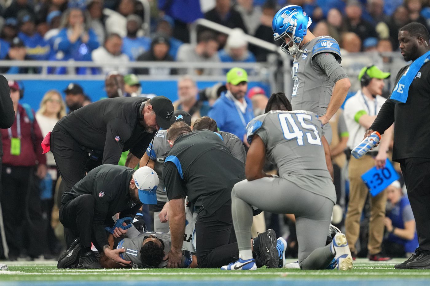 Lions coach Dan Campbell advocates for starters despite injuries