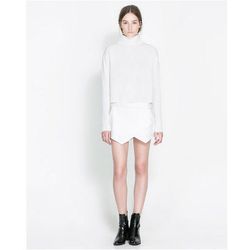 Zara mini-skort, <a href="http://www.zara.com/us/en/woman/skirts/mini-skort-c269188p1370015.html">$49.90</a>