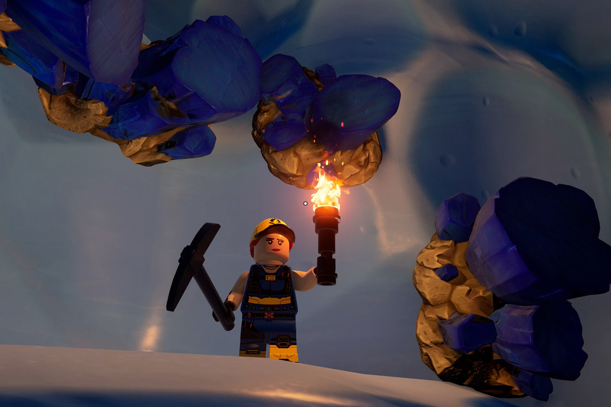 Lego Fortnite sapphire in a Frostlands biome cave