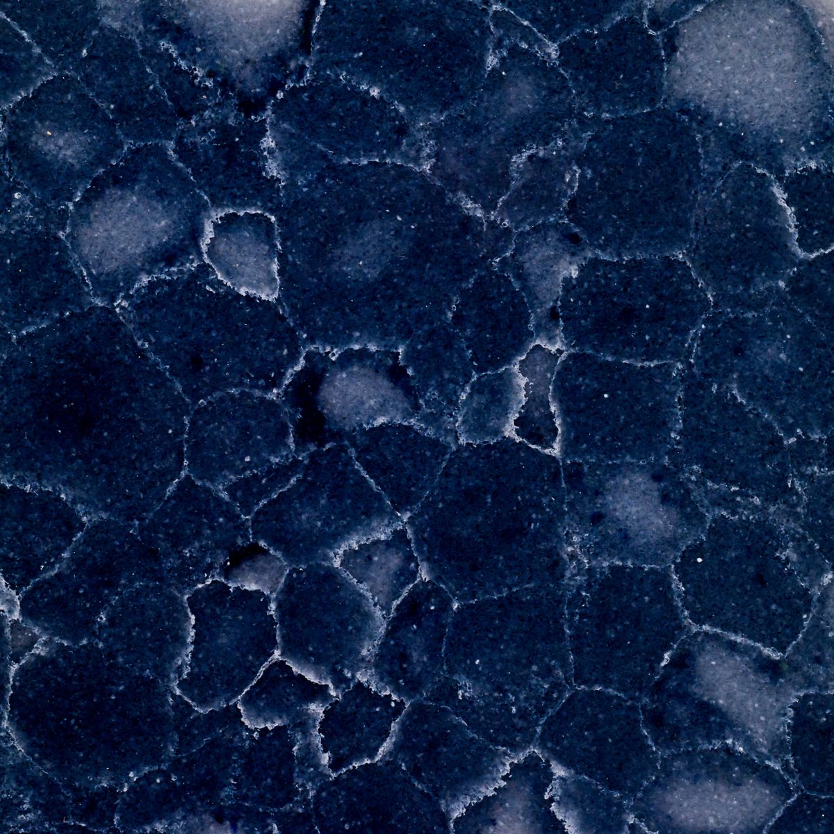 Dark blue and bold texture on quartz.