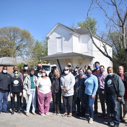 Volunteers from the First Corinthian Missionary Baptist Church and the Franklin County Trust for Historic Preservation joined forces to help on move day. The Trust undertook the move, having acquired the land on which the house now sits.