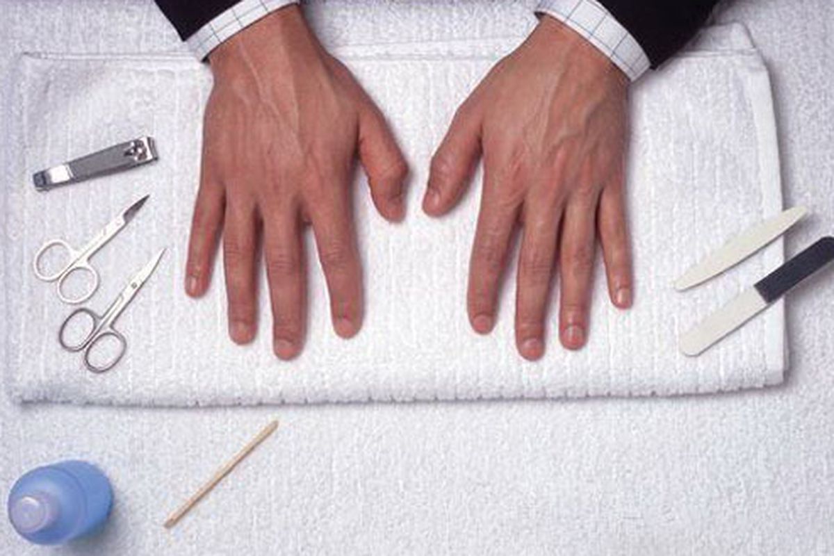 Manly manicures via <a href="http://bestmanicures.wordpress.com/2011/08/13/manicure-for-men/">Best Manicures</a>