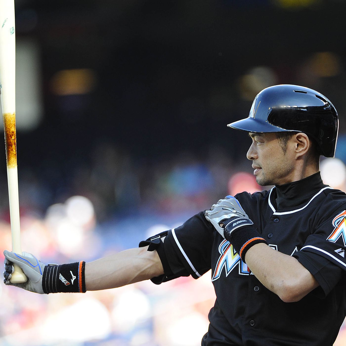Marlins re-sign Ichiro to one-year, $2 million deal - MLB Daily Dish