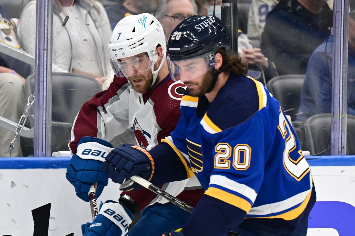 NHL: MAY 23 Playoffs Round 2 Game 4 - Avalanche at Blues