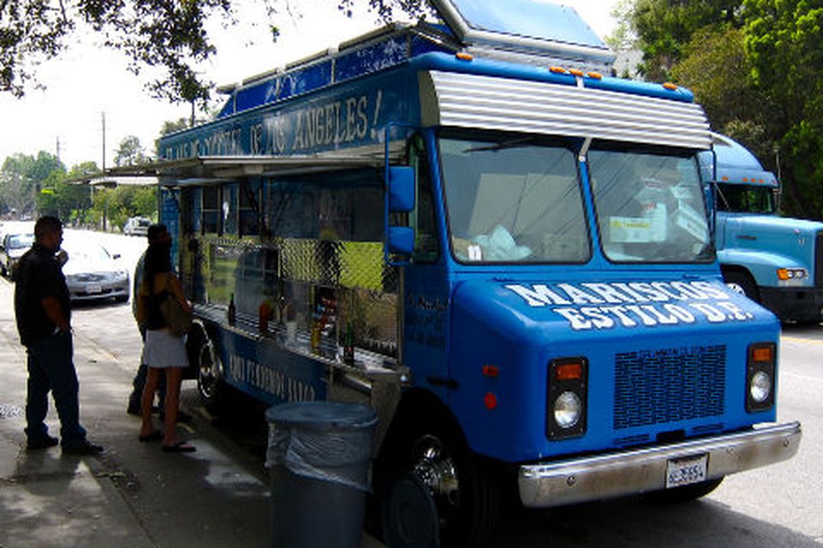 LA: The La Mar Azul Truck 