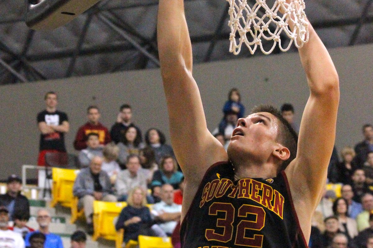 Nikola Jovanovic is a key for the Trojans in the low post.