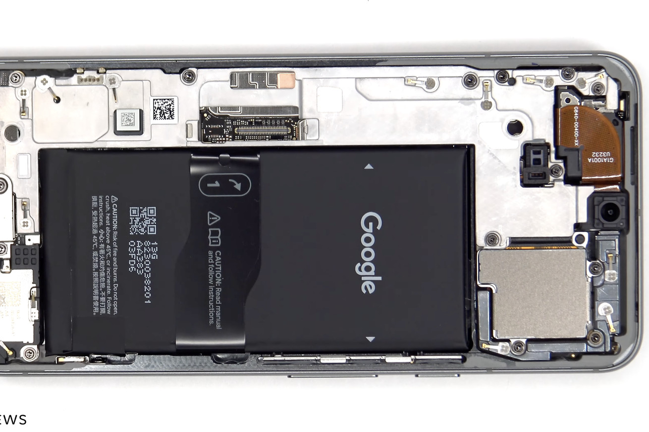 An image showing the inside of a Pixel 8