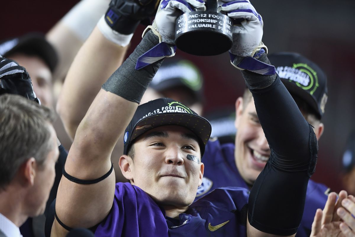 Washington Huskies S Taylor Rapp celebrates after beating the Colorado Buffaloes in the Pac-12 Championship, Dec. 2, 2016.