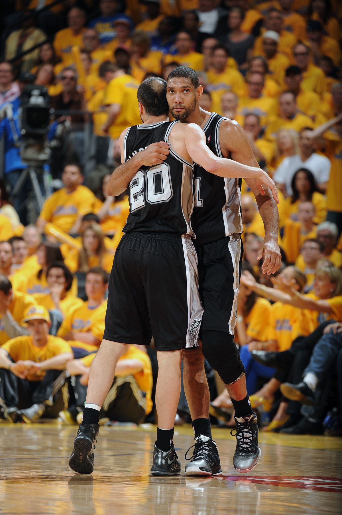 San Antonio Spurs v Golden State Warriors - Game Three