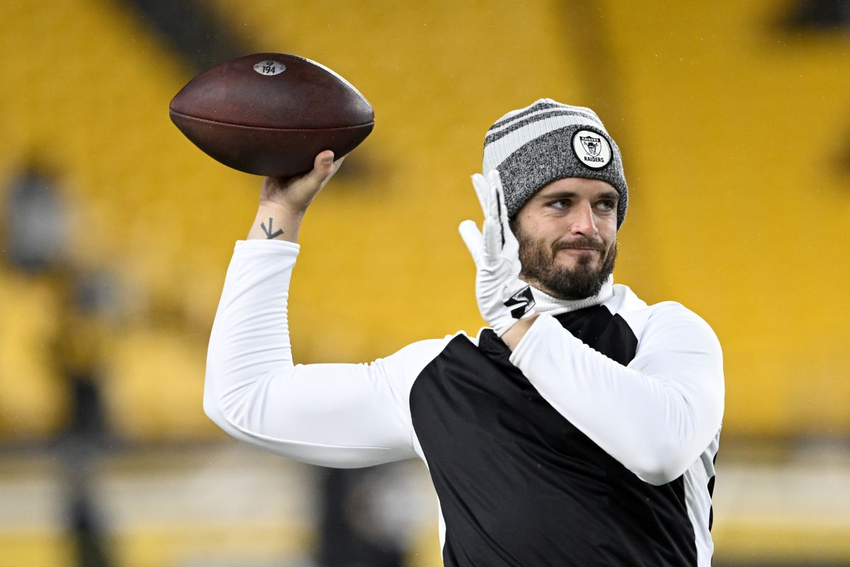 Derek Carr #4 of the Las Vegas Raiders warms up prior to the start of the game against the Pittsburgh Steelers at Acrisure Stadium on December 24, 2022 in Pittsburgh, Pennsylvania.