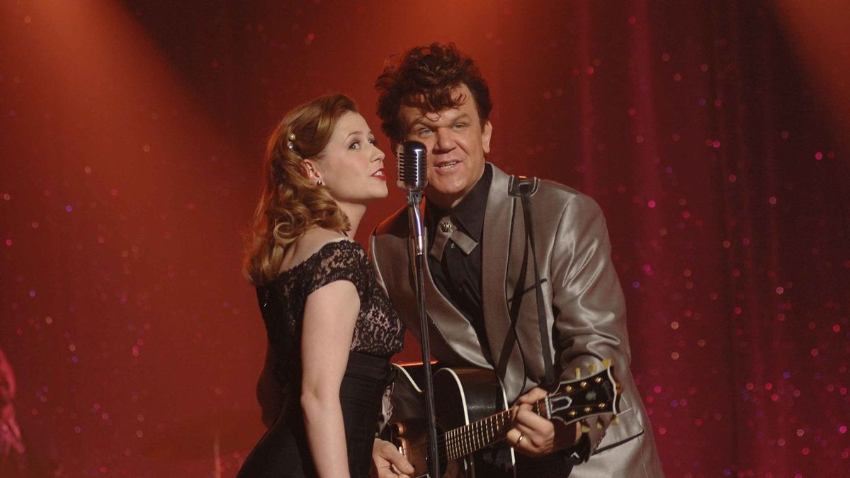 Jenna Fischer and John C. Reilly as Edith and Dewey Cox in Walk Hard.