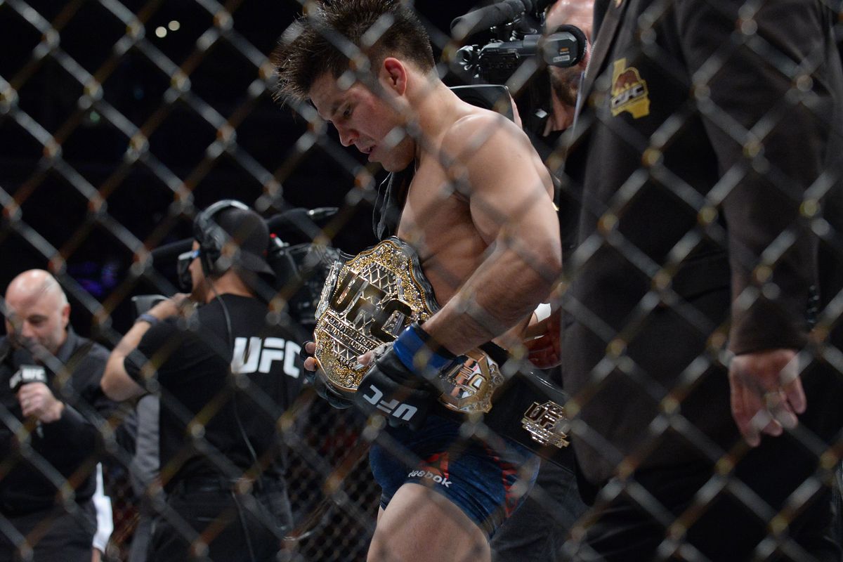 MMA: UFC 227-Johnson vs Cejudo